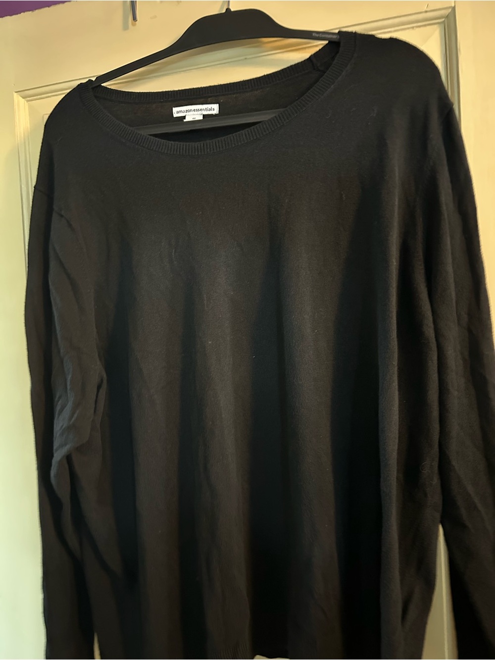 Amazon Essentials Black Crewneck Lightweight Sweater